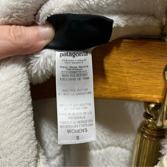 PATAGONIA ~ Women’s White Cream Retool Snap Pullover Polartec Fleece Sweater - Picture 6 of 12